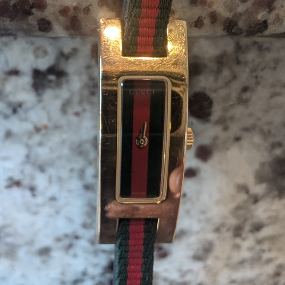 Rare Vintage Gucci watch - Picture 4 of 7